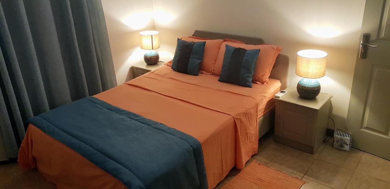 Paradya Beach Apartments Flic en Flac Exterior foto